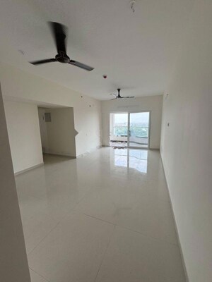Room in 3 BHK Apartment at Avon Vista, Balewadi – for Rent