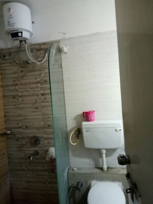Bathroom in 3 BHK Apartment at Ravetkar Arihant Shree, Dahanukar Colony – for Rent