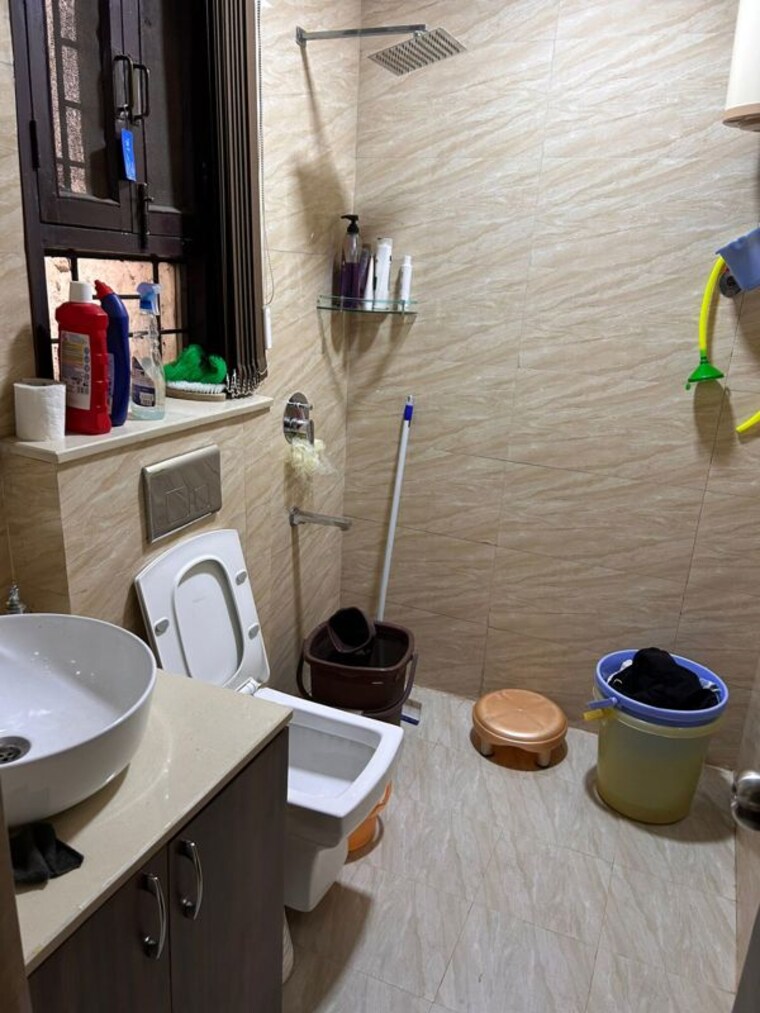 Team Area, green-wood-city 4 Bedroom 275 Sq.Yd. Builder Floor In Sector 45 Gurgaon 10628184