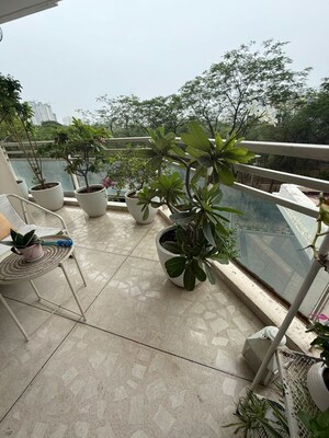 Balcony in 3 BHK Apartment at DLF Park Place, Sector 54 – for Rent