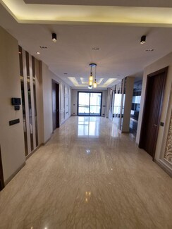4 BHK Builder Floor For Sale in Emaar MGF Emerald Hills