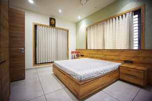 Bedroom in 6 BHK Independent House at Nikol – for Sale