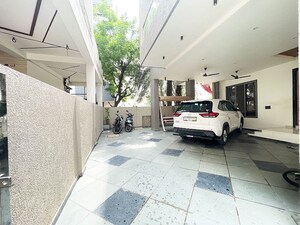 Parking in 6 BHK Independent House at Nikol – for Sale