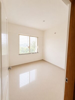 2 BHK Apartment For Rent in Kunal Iconia, Mamurdi