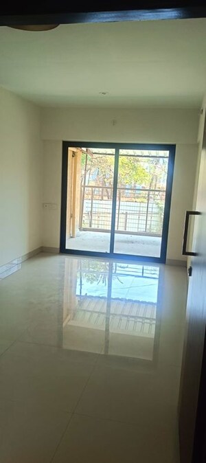 Room in 1 BHK Apartment at Tharwani Ariana Phase I, Ambernath – for Sale