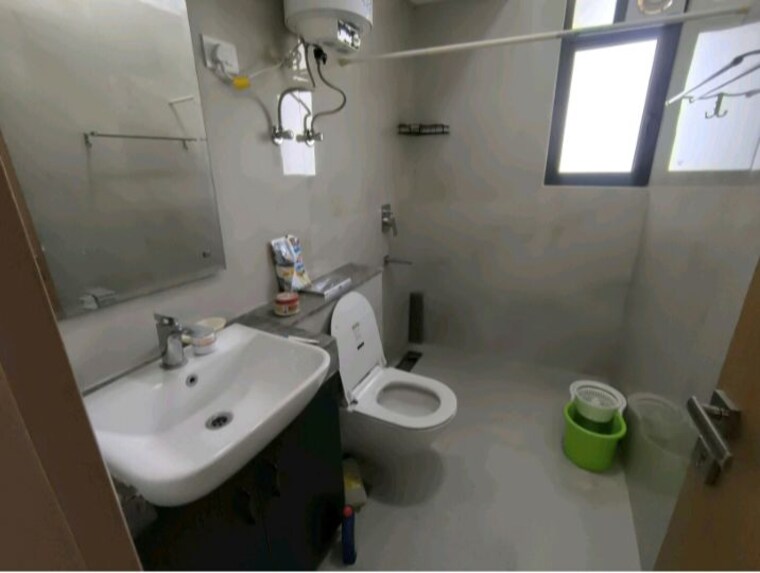 Bathroom, m3m-heights 2 Bedroom 1516 Sq.Ft. Apartment In Sector 65 Gurgaon 10628293