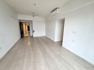 Room in 3 BHK Apartment at L And T Rejuve 360, Mulund West – for Rent