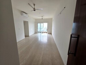 Room in 3 BHK Apartment at L And T Rejuve 360, Mulund West – for Rent