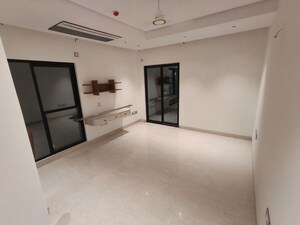 Room in 3 BHK Apartment at Aparna One, Shaikpet – for Rent