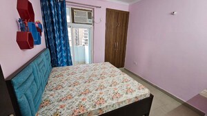 Bedroom in 1 RK Apartment at Amrapali Silicon City, Sector 76 – for Rent