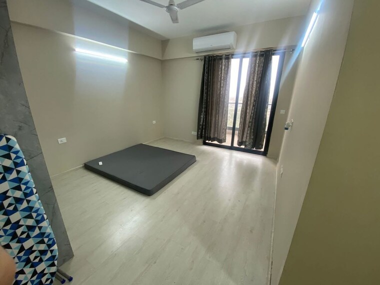 Room, m3m-skywalk 2 Bedroom 1500 Sq.Ft. Apartment In Sector 74 Gurgaon 10628358