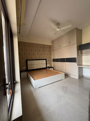 Kitchen in 4 BHK Apartment at Lord Krishna Apartment, Sector 43 – for Rent
