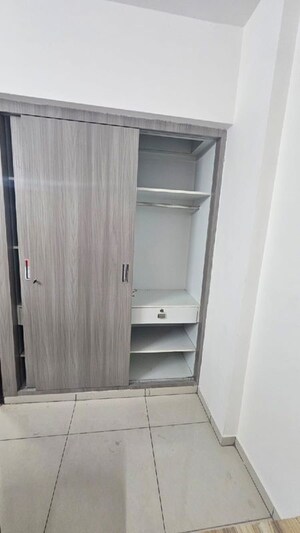 Bathroom in 1 RK Apartment at Amrapali Silicon City, Sector 76 – for Rent
