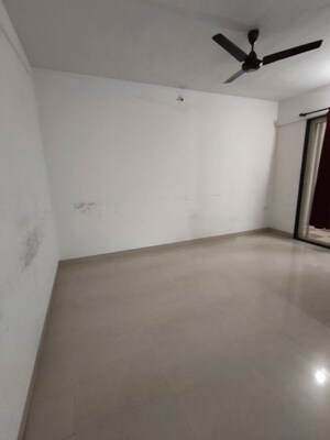 Room in 2 BHK Apartment at Hinjewadi – for Rent