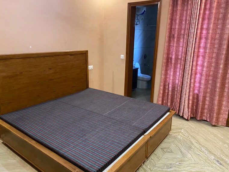 Bedroom, kharar mohali road 2 Bedroom 1300 Sq.Ft. Apartment In Kharar Mohali Road Kharar 10628395