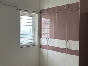 Room in 3 BHK Apartment at My Home Tridasa, Tellapur – for Rent