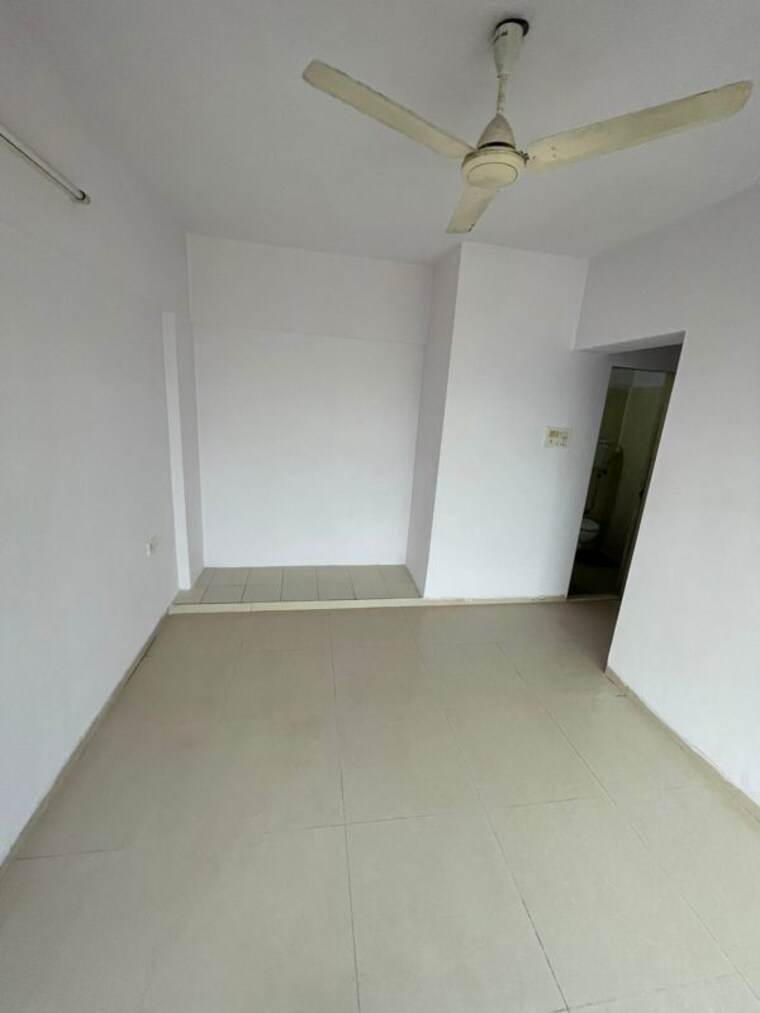 Master Bedroom, gaurav-woods 2 Bedroom 750 Sq.Ft. Apartment In Mira Road Thane 10628379