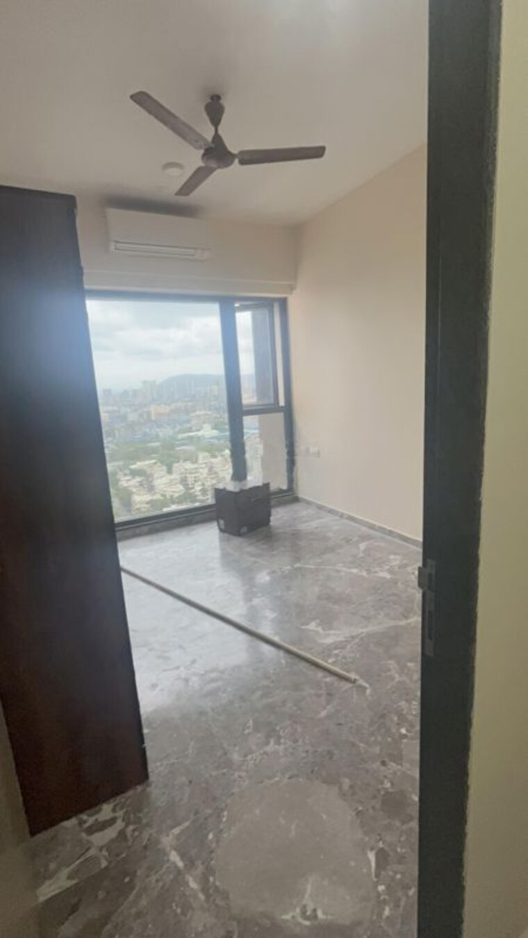 Room, lodha-dioro 1 Bedroom 600 Sq.Ft. Apartment In Wadala Mumbai 10628452
