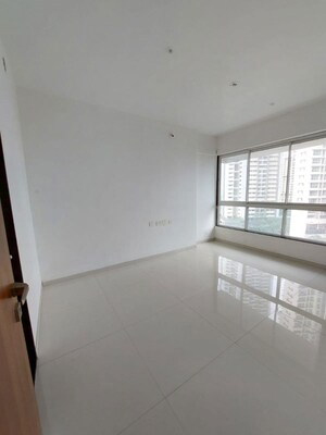 2 BHK Apartment For Sale in Shreeji Atlantis, Malad West