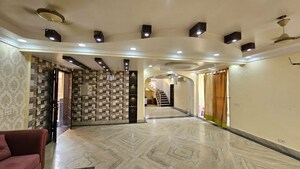 3.5 BHK Apartment For Rent in Amrapali Silicon City, Sector 76