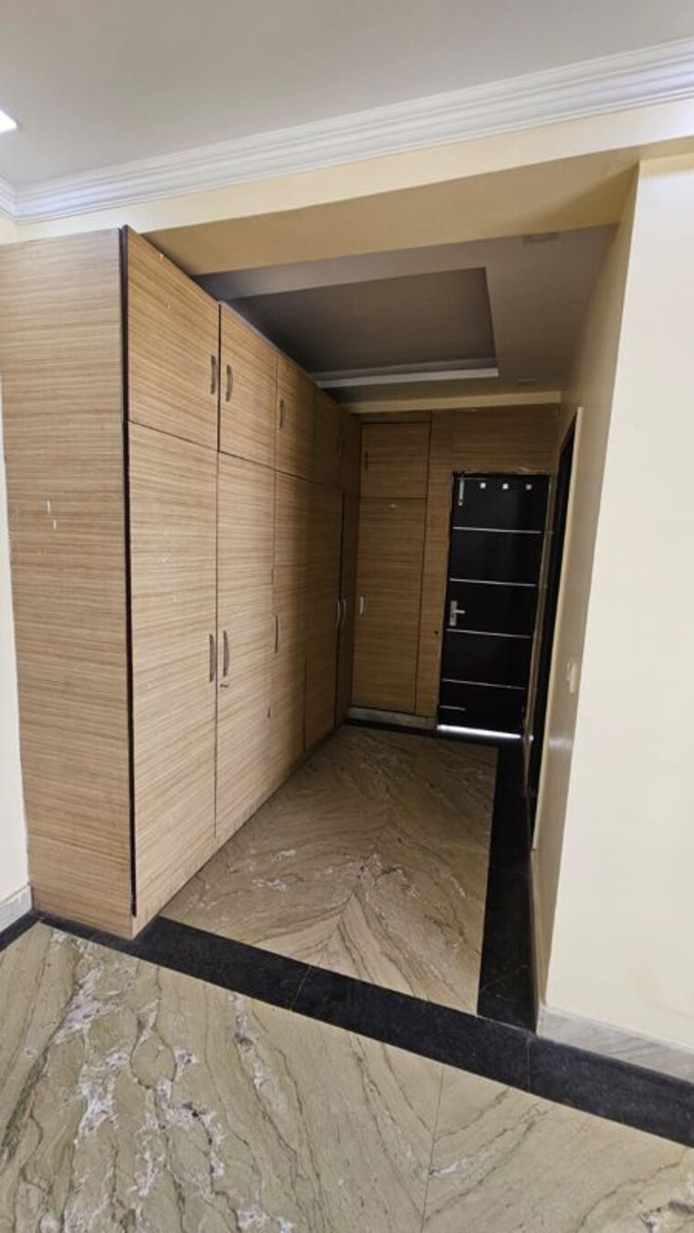 Bathroom, amrapali-silicon-city 3.5 Bedroom 2500 Sq.Ft. Apartment In Sector 76 Noida 10628458