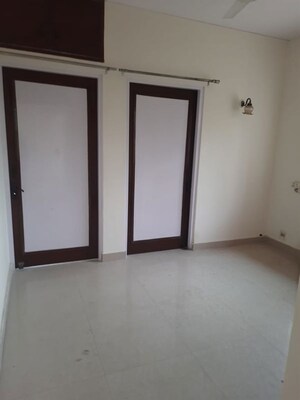 2 BHK Builder Floor For Rent in Vikas Puri