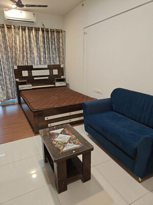 Bedroom in 1 RK Apartment at Puravankara Silversands, Mundhwa – for Rent