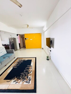 Furnished Amenities in 2 BHK Apartment at Windwards CHS, Wakad – for Rent