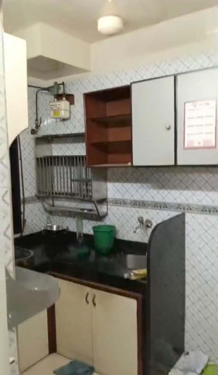 Kitchen, anand-prakash-satyam-chs 1 Bedroom 500 Sq.Ft. Apartment In Andheri East Mumbai 10628538