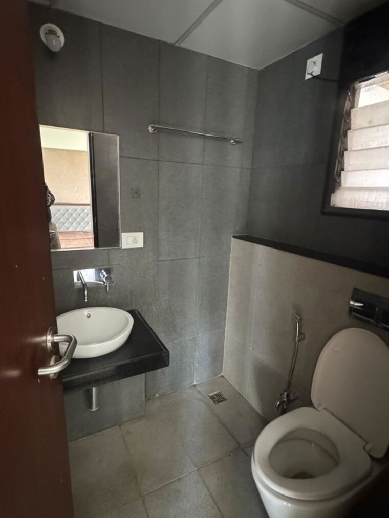 Bathroom, roseland residency 3 Bedroom 2170 Sq.Ft. Villa In Roseland Residency Pune 10628544