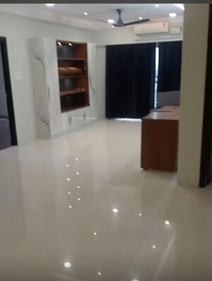 Room in 3 BHK Apartment at Rajapushpa Regalia, Kokapet – for Rent
