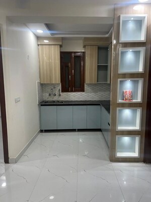 Bathroom in 2 BHK Builder Floor at Sapphire Tower, Sector 104 – for Rent