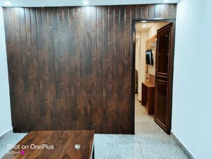 Furnished Amenities in 1 RK Builder Floor at Sector 43 – for Rent