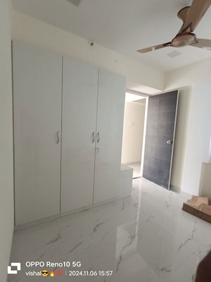 Utility Room in 2 BHK Apartment at Yash Trinity, Dadar West – for Rent