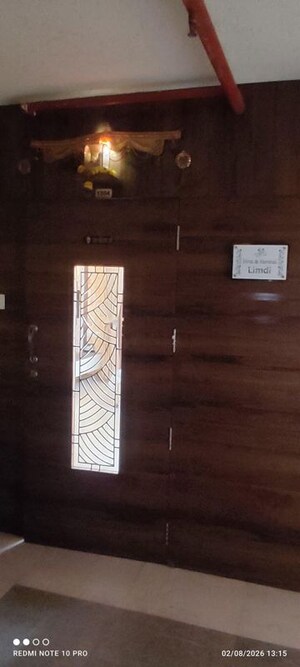 Parking in 2 BHK Apartment at Palacia Kingston, Thane West – for Rent