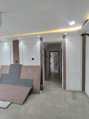 Building Lobby in 5 BHK Apartment at Shapoorji Pallonji BKC 28, Bandra East – for Rent