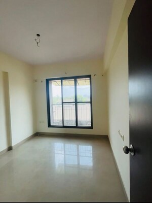 Room in 2 BHK Apartment at Midc – for Rent