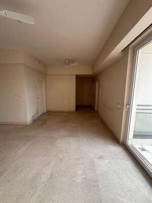 Room in 2 BHK Builder Floor at Sector 23 – for Rent