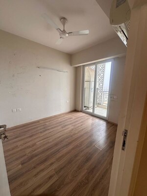 Room in 2 BHK Builder Floor at Sector 23 – for Rent