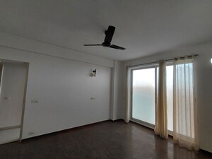 Room in 2 BHK Builder Floor at Sector 23 – for Rent
