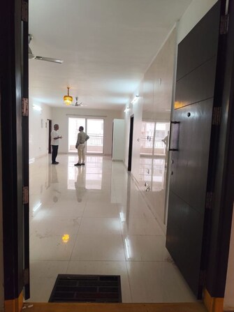 3 BHK + Prayer Room,Servant Room 2540 Sq.Ft. Apartment in NCC Urban One