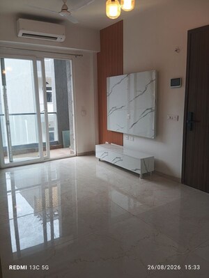 2.5 BHK Apartment For Rent in Smart World Orchard, Sector 61