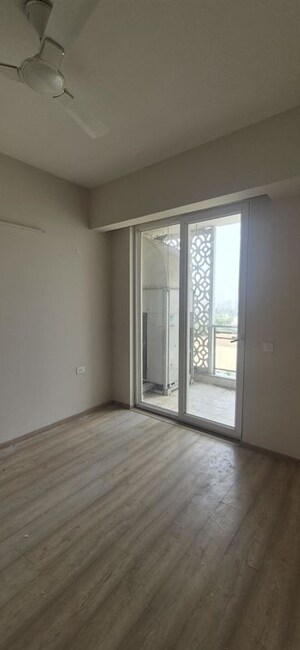 Room in 2 BHK Builder Floor at Sector 22 – for Rent