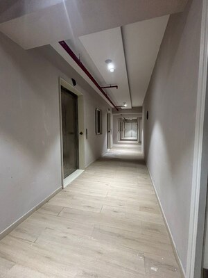 Room in 4 BHK Apartment at Kanakia Silicon Valley, Powai – for Sale