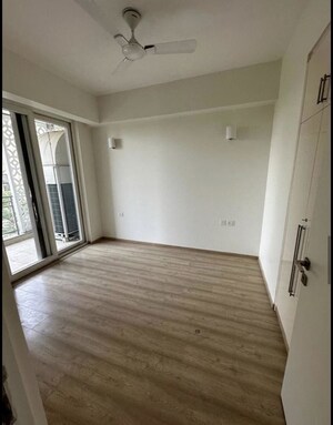 Room in 2 BHK Builder Floor at Sector 22 – for Rent