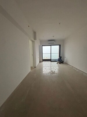 Room in 6 BHK Apartment at Kanakia Silicon Valley, Powai – for Sale
