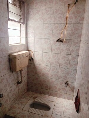 Bathroom in 2 BHK Apartment at Pradhikaran – for Rent