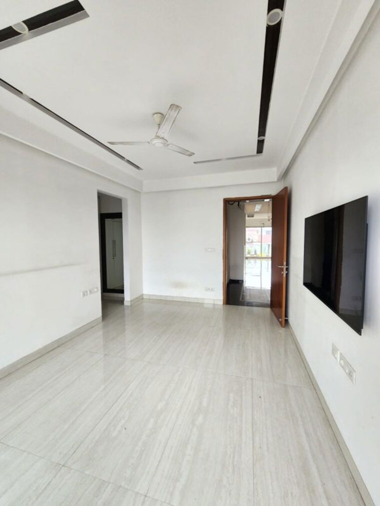Room, sector 46 3.5 Bedroom 1920 Sq.Ft. Builder Floor In Sector 46 Gurgaon 10628746