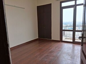 2 BHK Builder Floor For Rent in Sector 22