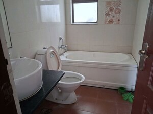 Bathroom in 2 BHK Builder Floor at Sector 22 – for Rent